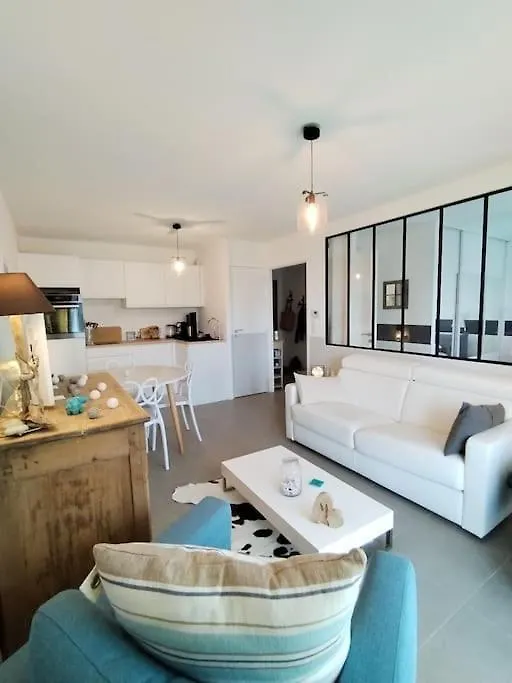 Flat Cessy Near Geneva Apartment France