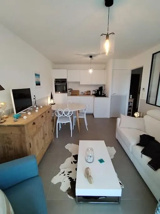 Flat Cessy Near Geneva Apartment France